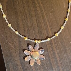 Handcrafted Daisy Pendant Beaded Necklace